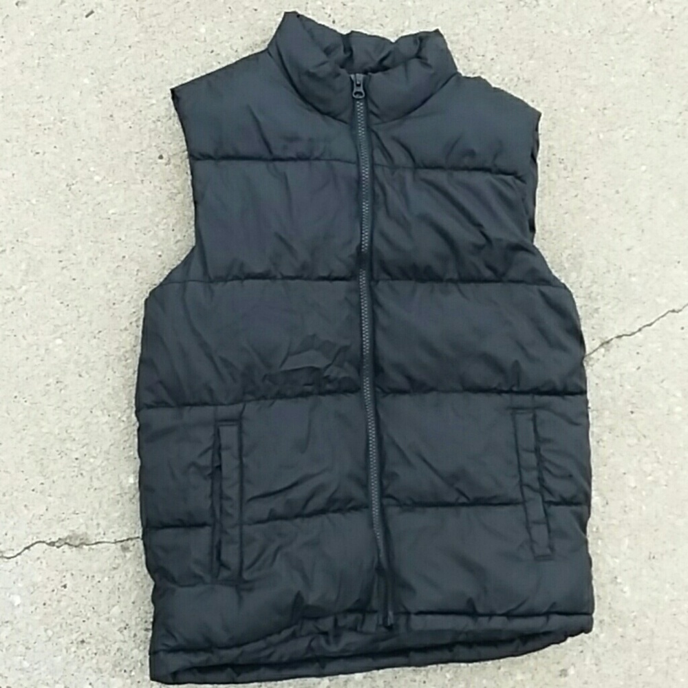 Sleeveless coat
